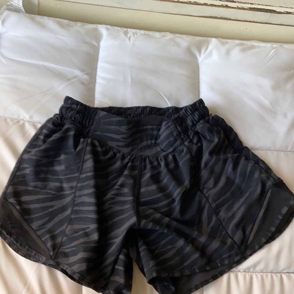 LULULEMON HOTTY HOTS